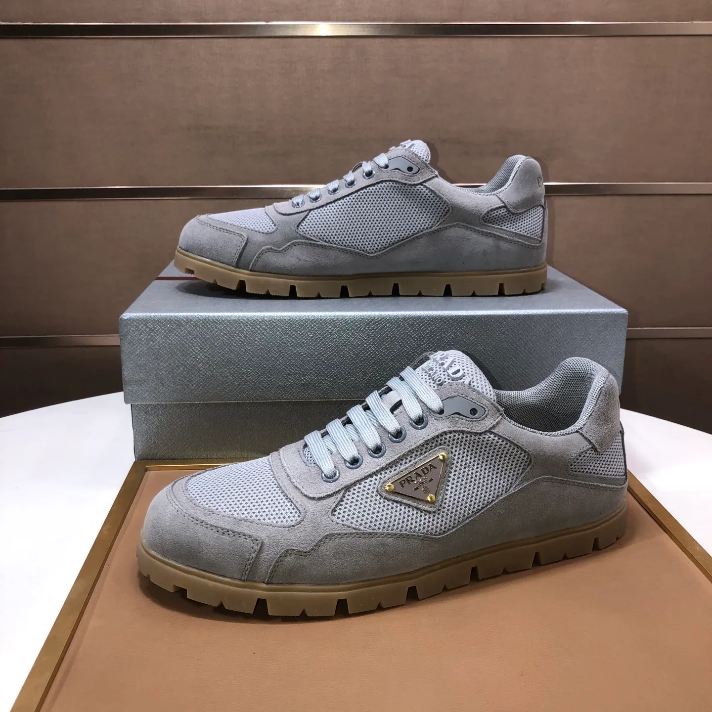 Men's shoes 💰540💰[PRADA] Top original, new season, high-quality original cow products, top imported calfskin with original imported glue, imported cowhide inside with original cowhide feet, original outsole! Quality guaranteed! Code 38-45 (45 customized)